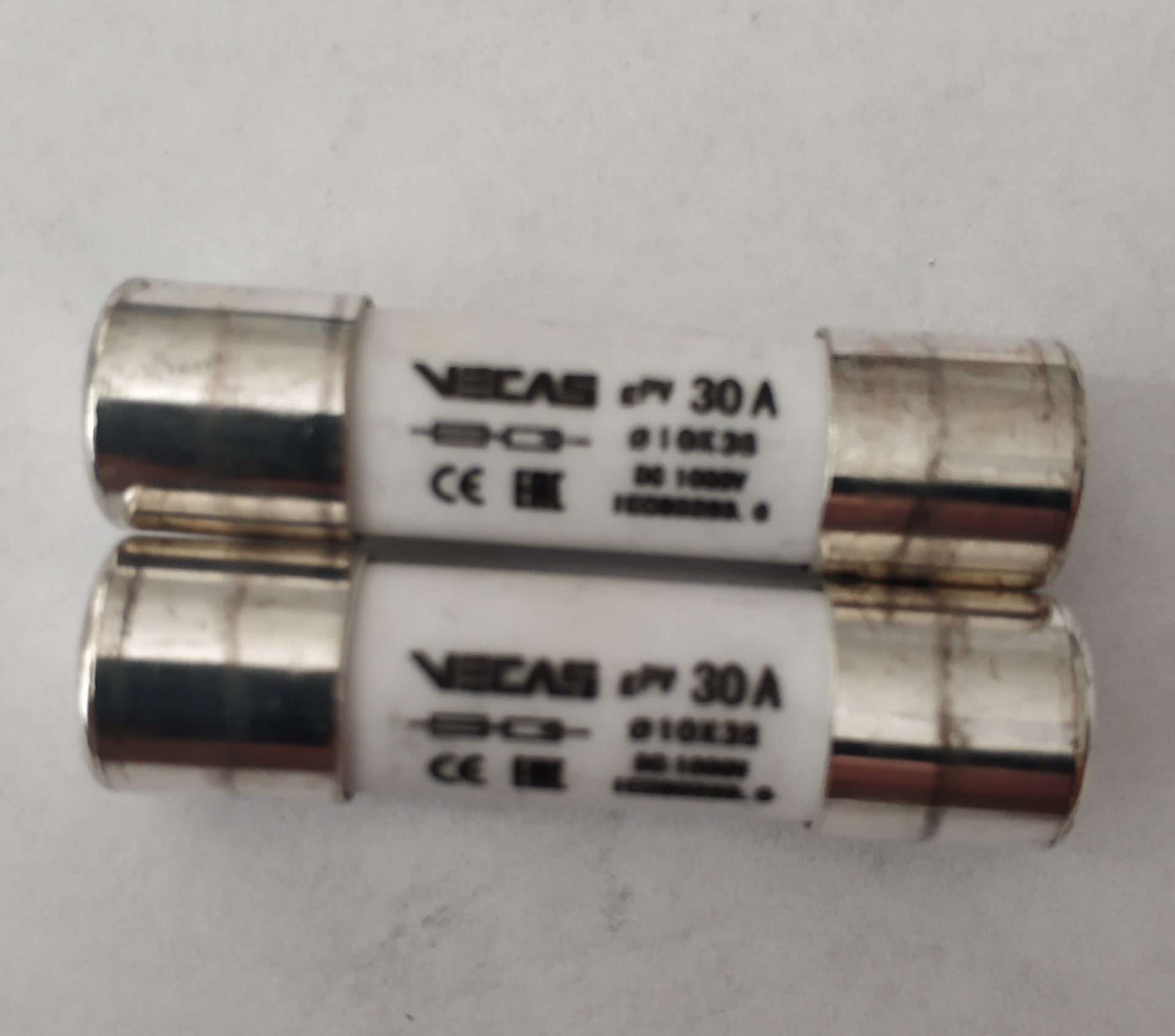 Предохранитель DC 1000V 30A 10x38